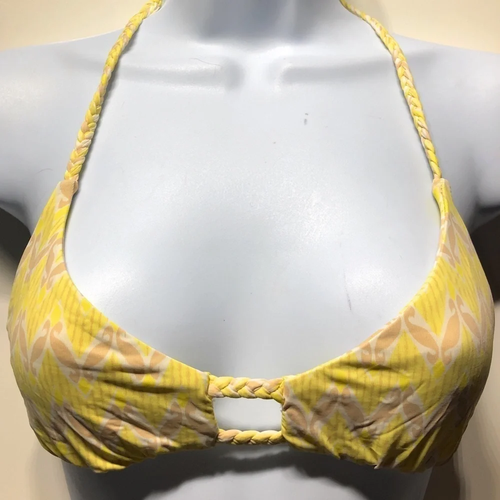 Frankie’s Bikinis Bikini Top